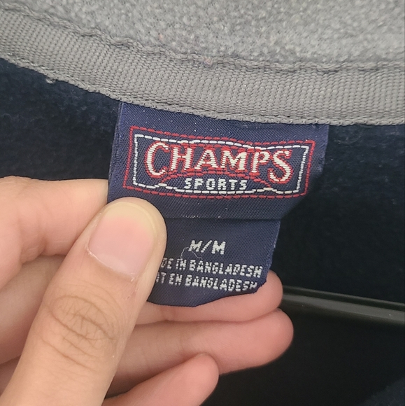 Champs quarter zip - Picture 2 of 5